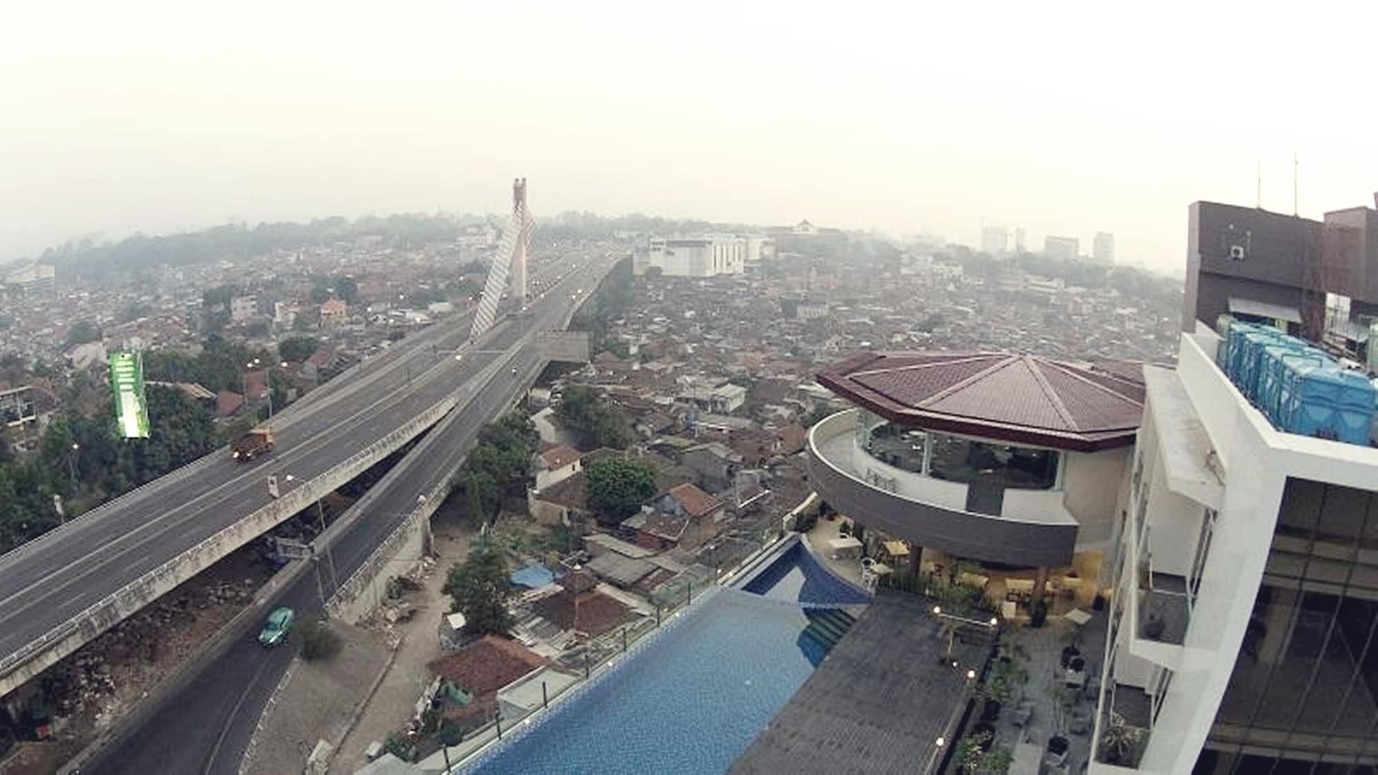 Grandia Hotel Bandung Exterior foto