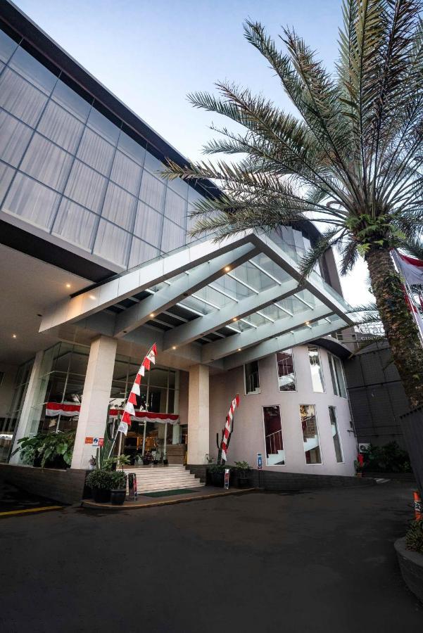 Grandia Hotel Bandung Exterior foto
