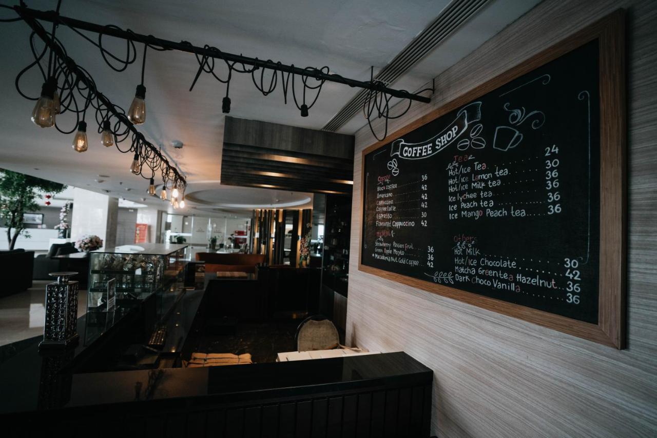 Grandia Hotel Bandung Exterior foto