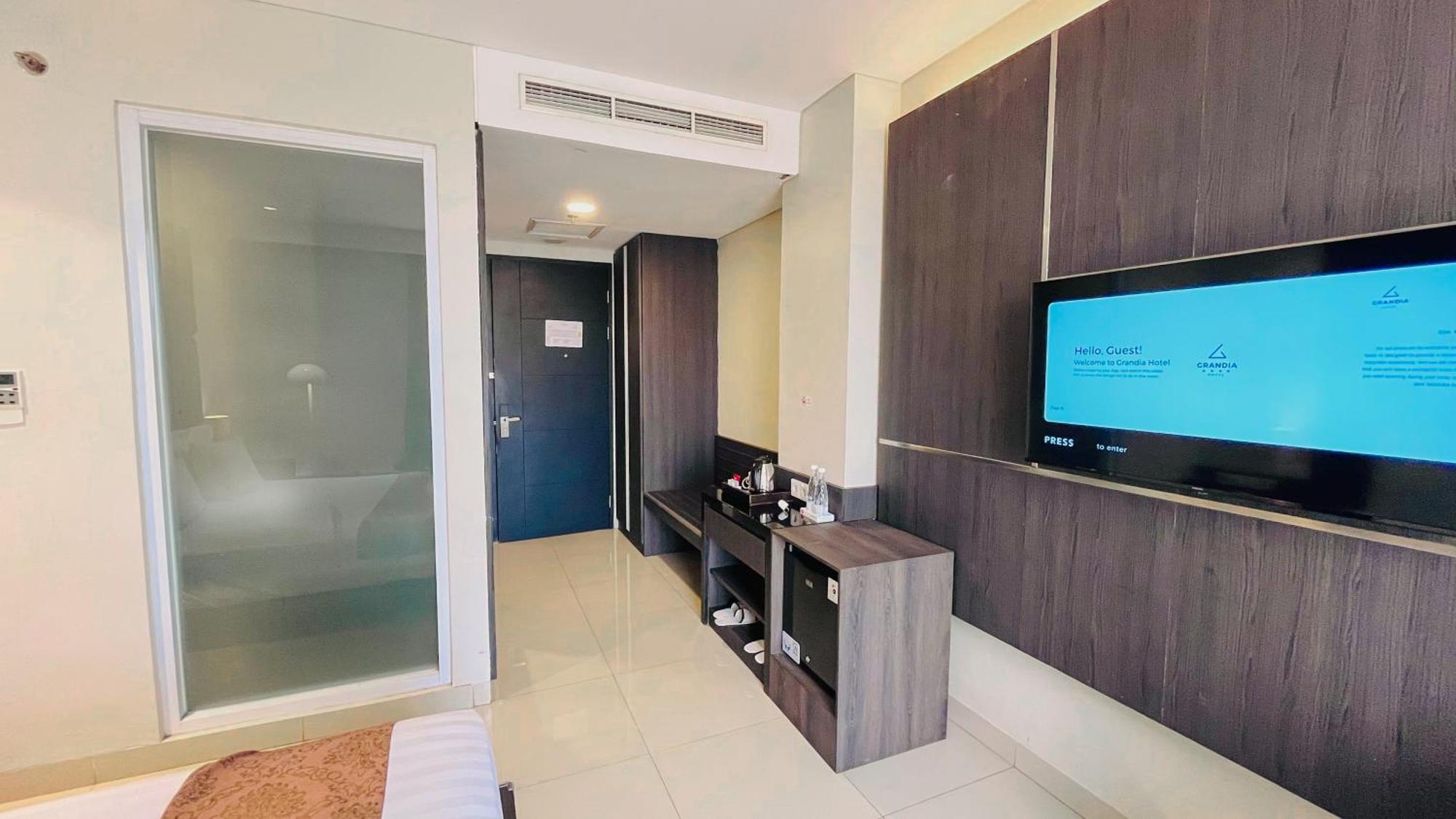 Grandia Hotel Bandung Exterior foto
