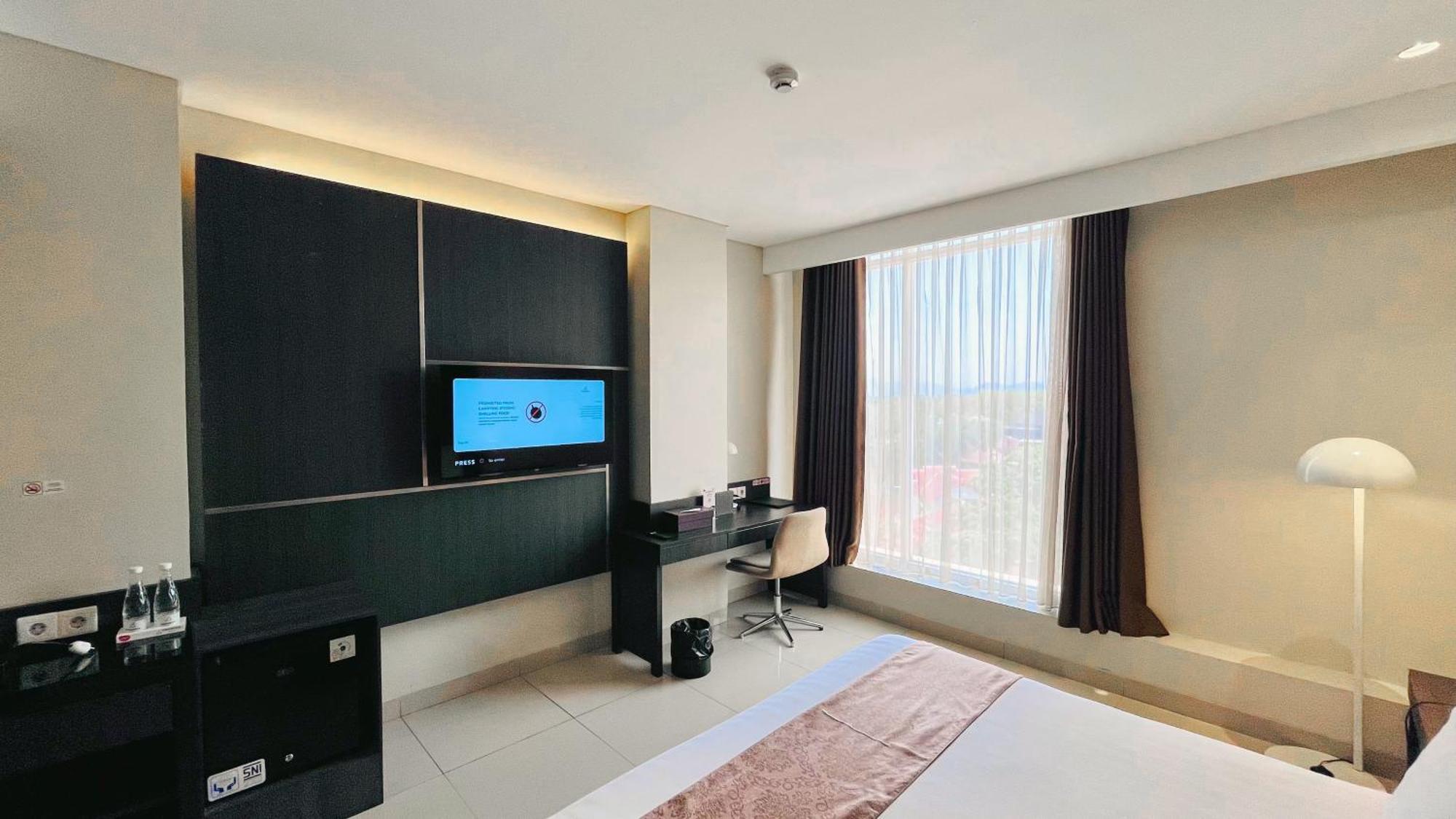 Grandia Hotel Bandung Exterior foto